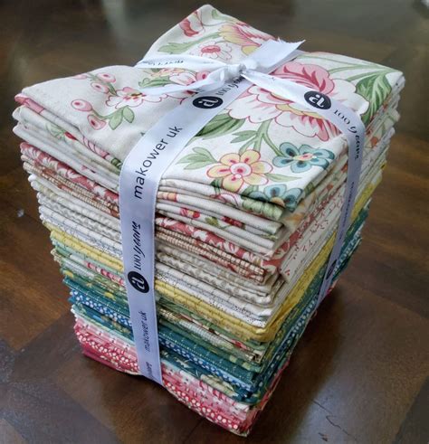 Super Bloom 5X5 Charm - Edyta Sitar of Laundry Basket Quilts. . Laundry basket quilt fabric